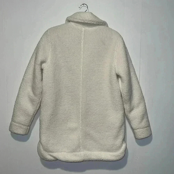 Lands End Women’s Sherpa Fleece Button Up Coat - Picture 2 of 4